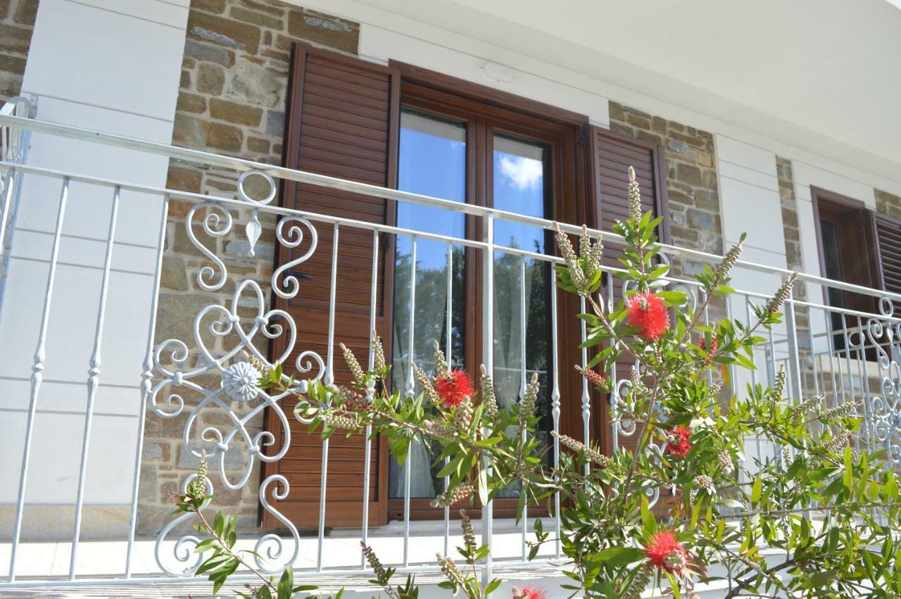 Sotto Il Cielo Del Cilento Hotel Ostigliano Exterior photo