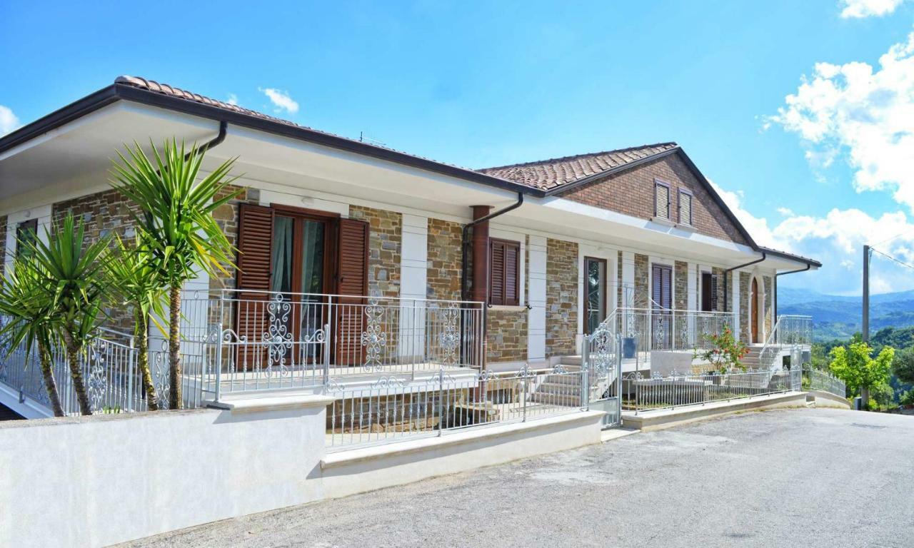 Sotto Il Cielo Del Cilento Hotel Ostigliano Exterior photo