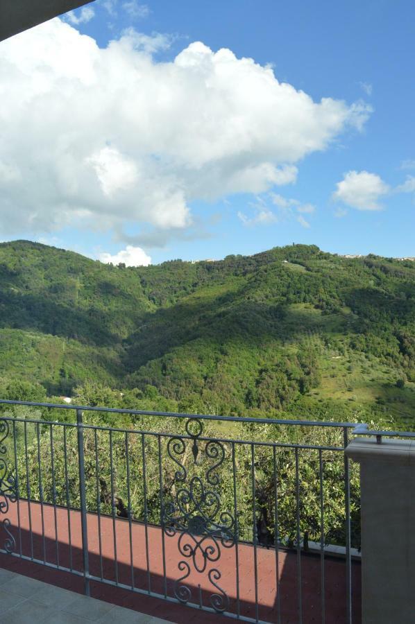 Sotto Il Cielo Del Cilento Hotel Ostigliano Exterior photo